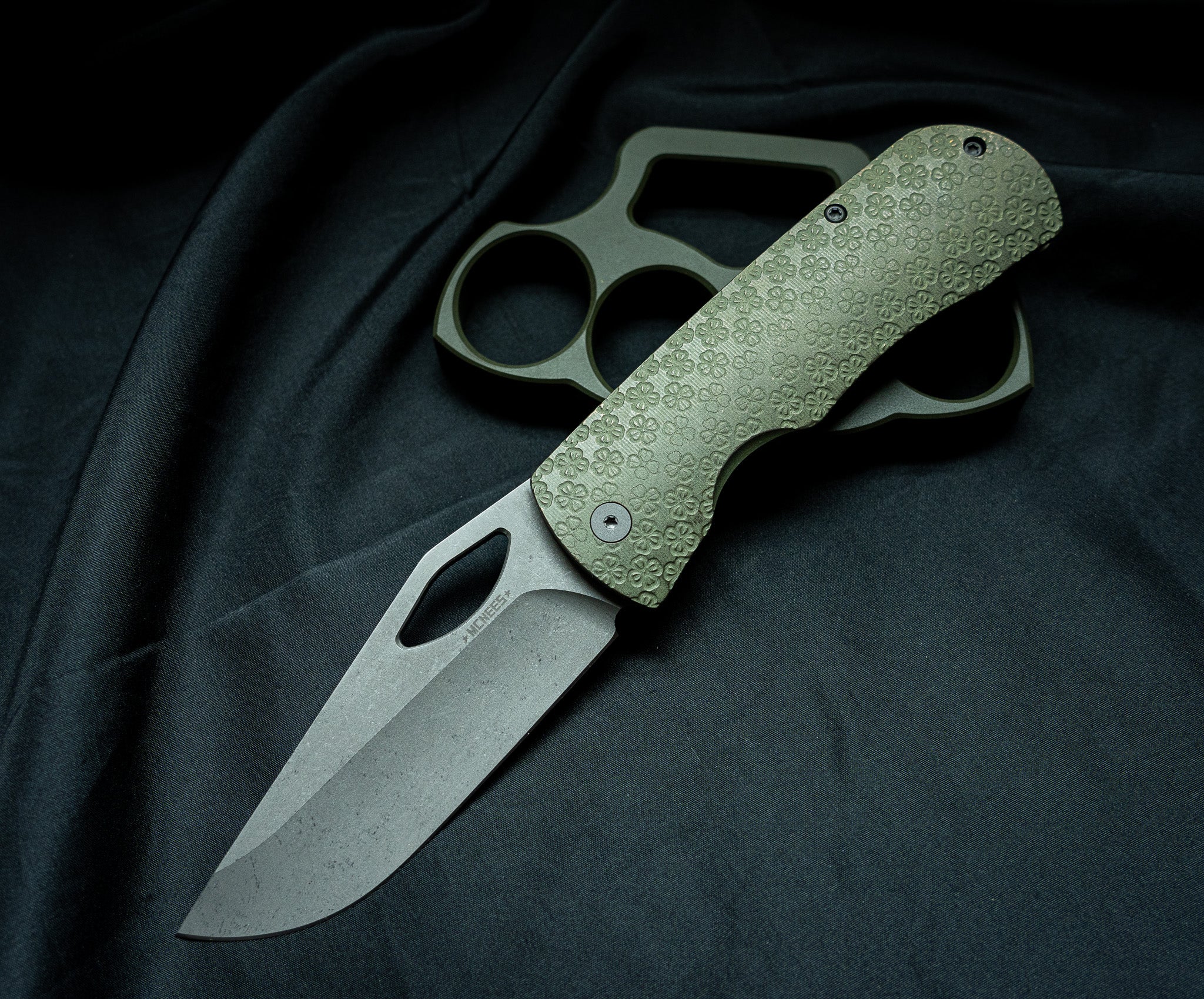 Dixon - 3.75" Blade - Magnacut - Shamrock Edition